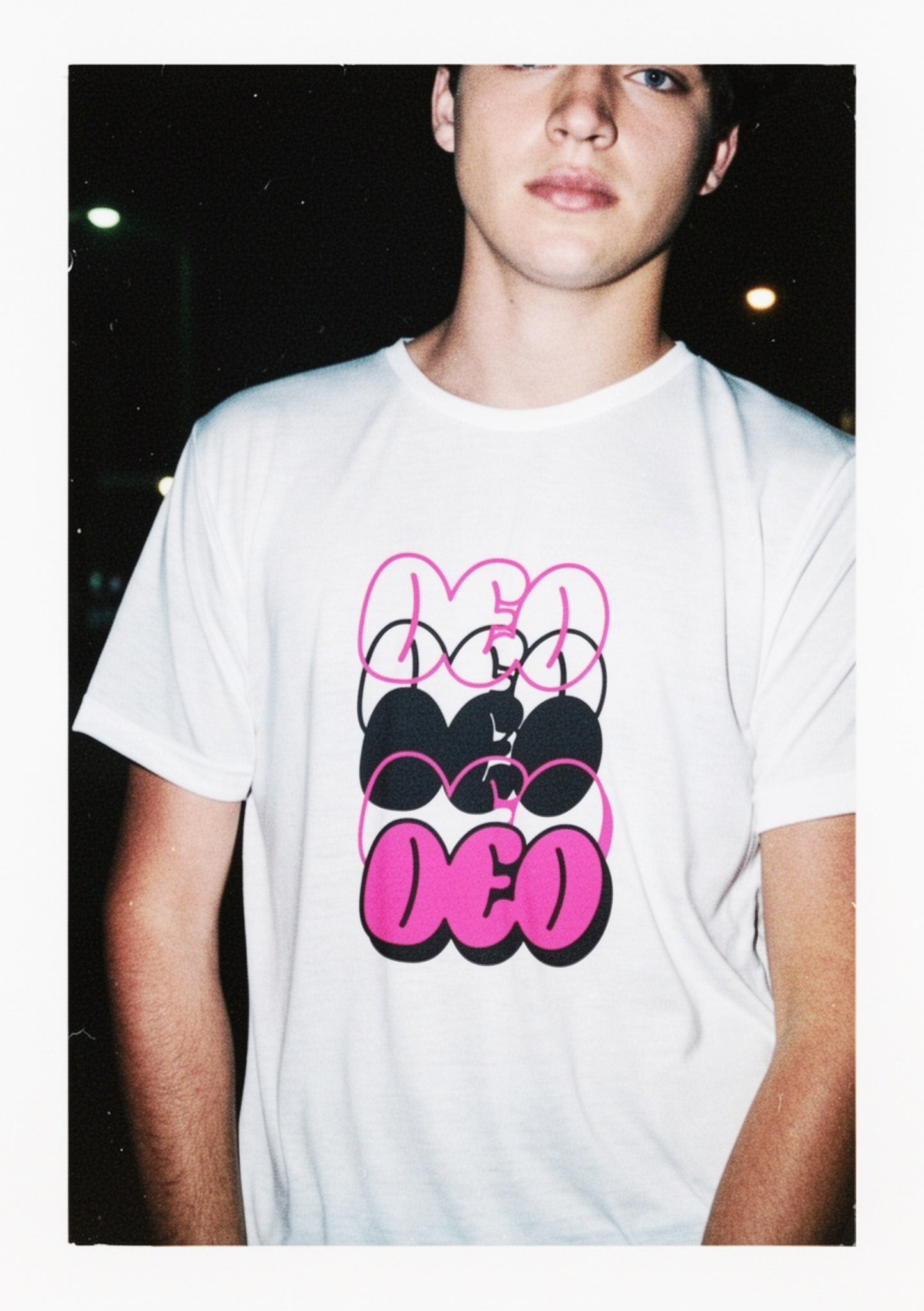 DEO Bubble Tag TEE