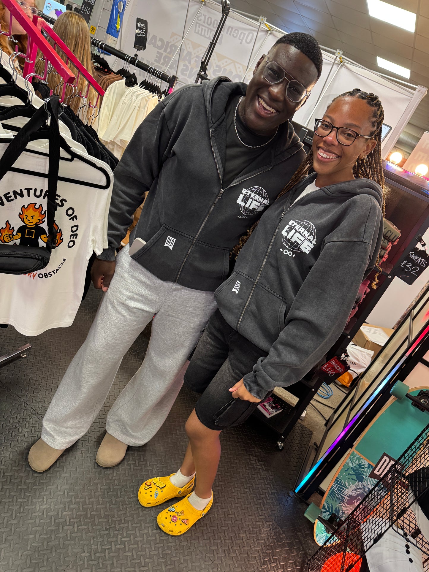 DEO ETERNAL LIFE ZIP HOOD